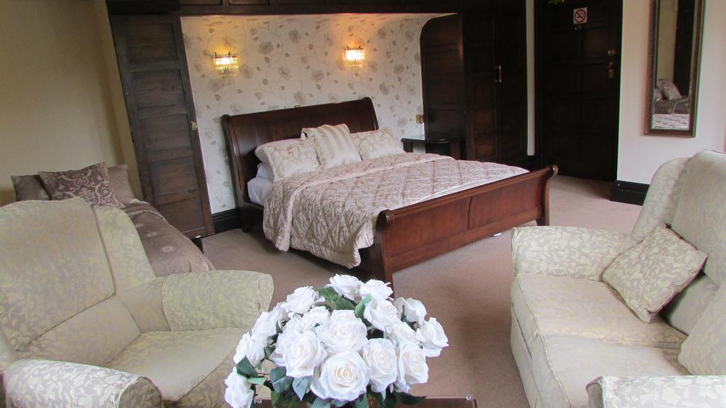 Tudor Grange Bournemouth Room photo