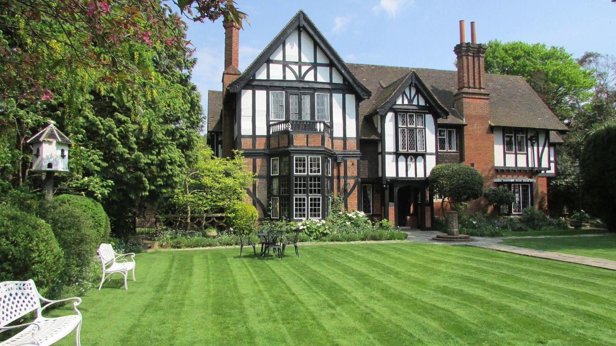 Tudor Grange Bournemouth Exterior photo